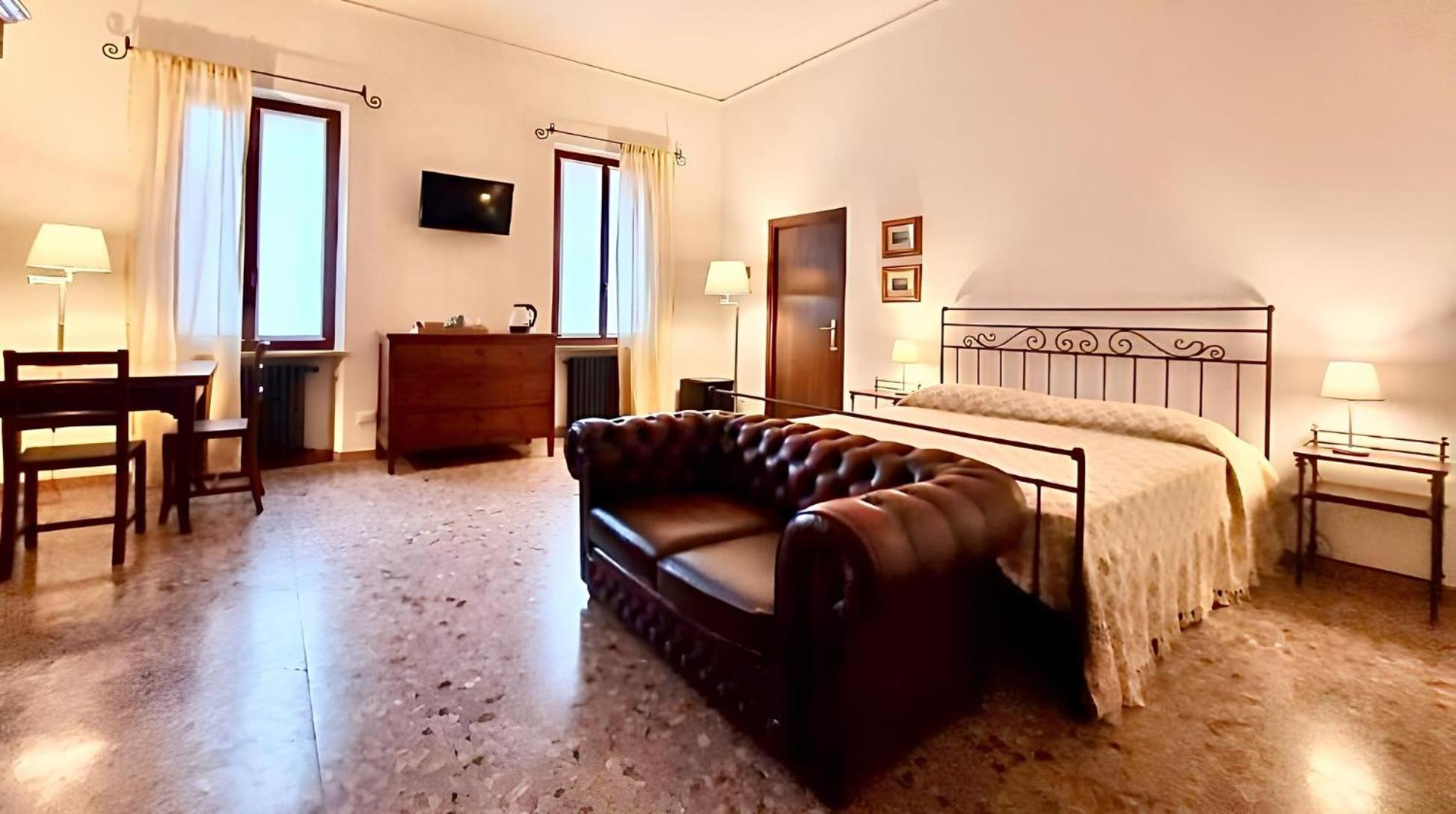 Elle Palace - Simply Elegant Верона Экстерьер фото